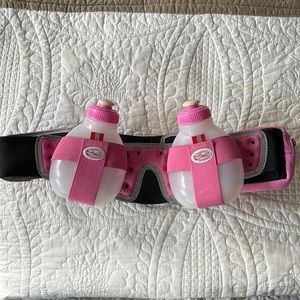 FuelBelt running water bottle holder